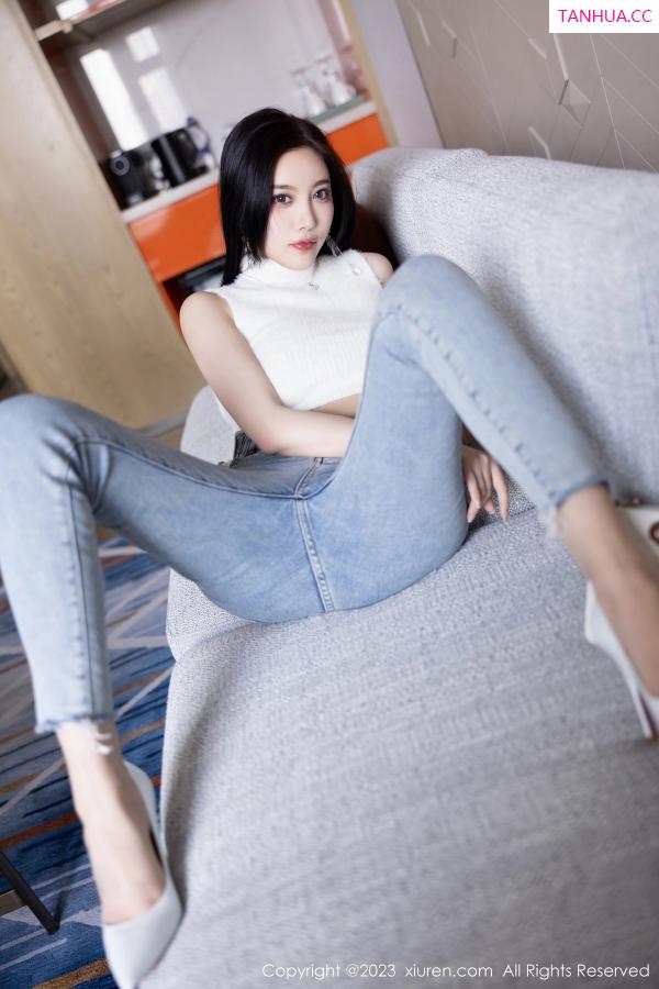 杨晨晨 sugar小甜心CC [XiuRen]高清写真图 2023.03.07 No.6377 杨晨晨Yome 牛仔裤美臀第23张图片